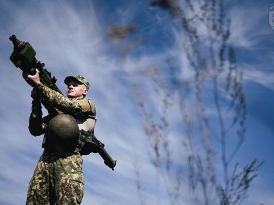 Нацгвардієць “Покемон” з ПЗРК “Ігла-1” приземлив ворожу ракету, яка летіла на Київ