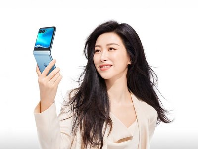 Вийшов гнучкий смартфон Motorola RAZR 40 та версія Ultra