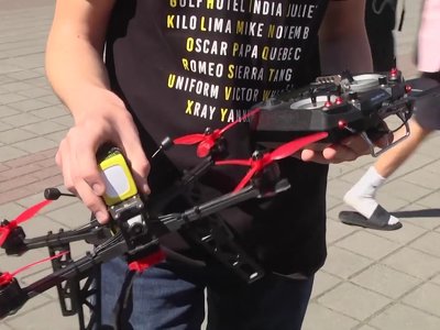 Одинадцятикласник з Івано-Франківська розробляє cкиди для дронів. ВІДЕО