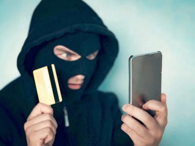 Українцям розповіли про спосіб із кодовим словом, щоб вирахувати телефонного шахрая