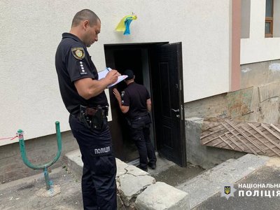 На Черкащині поліцейські разом із профільними службами обстежують укриття