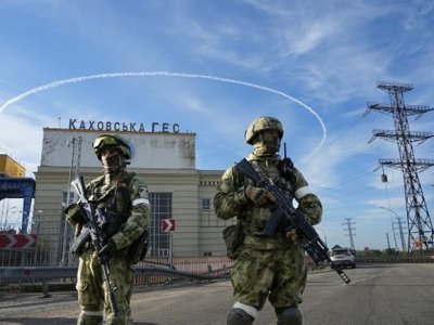 Підрив Каховської ГЕС: велика вода затоплює Нову Каховку