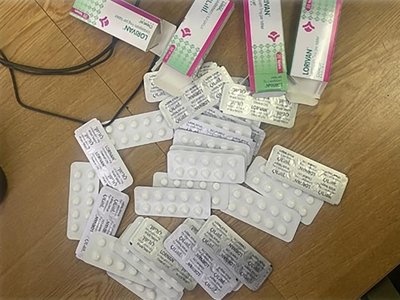 Метадон у м’якій іграшці та канабіс у фломастерах: київські митники виявили 59 фактів контрабанди наркотиків (ФОТО)