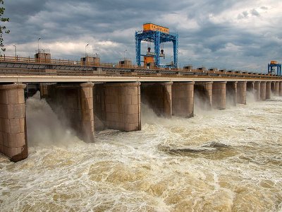 У Зеленського розповіли, скільки коштуватиме відновлення Каховської ГЕС
