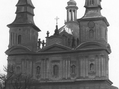 Домініканський костел в Тернополі на фото 1919-1929-ті роки