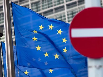 Угорщина та Греція знову заблокували антиросійські санкції ЄС та висунули вимоги