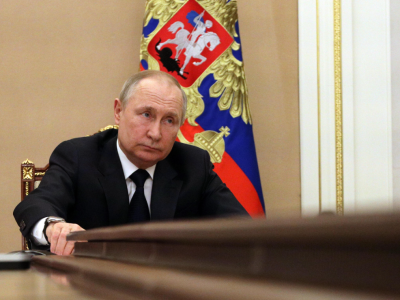 Bloomberg: еліти не вірять у шанси Путіна виграти війну в Україні