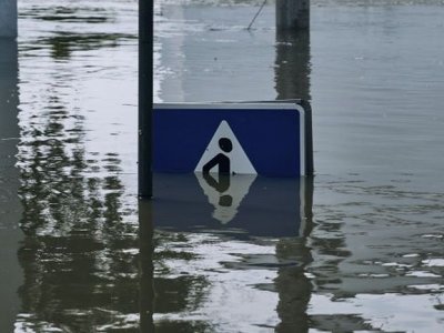 У Новій Каховці вода поступово починає відступати