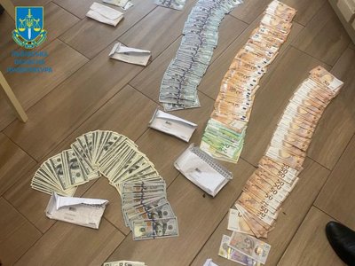 Інспектор Держтрансбезпеки на Львівщині обкладав даниною перевізників