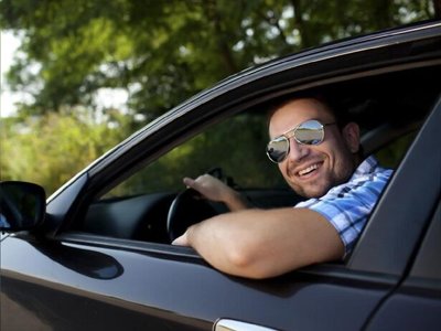Юристи назвали 10 речей, за відсутності яких експлуатацію автомобіля заборонено
