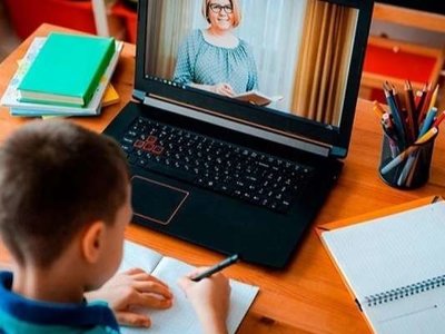 В Україні 63% батьків не підтримують дистанційне навчання