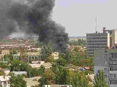В окупованому Бердянську горить завод з військовою технікою росіян…