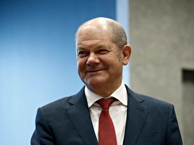 Шольц показав травми з пробіжки і став героєм мемів