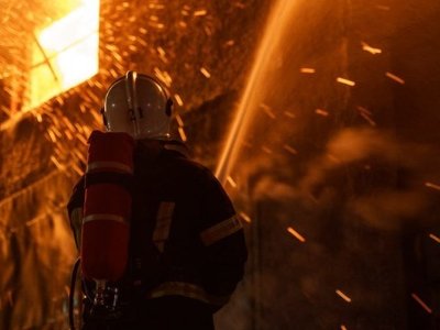 Атака дронів на Львів: з-під завалів дістали людину