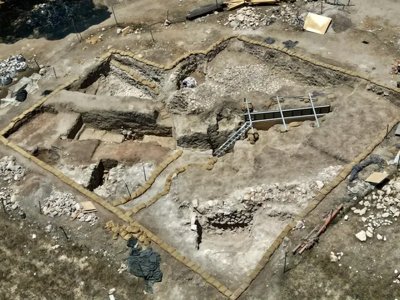 В Ізраїлі археологи виявили 3800-літню арку та сходи під землю: їх призначення невідоме