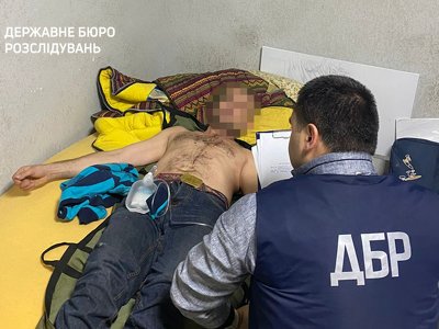 Чоловік, якого побили у військкоматі Самбора, хотів незаконно покинути Україну, — ДБР