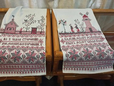 Чорний, червоний і білий: на Чернігівщині можна побачити особливі рушники (Фото)