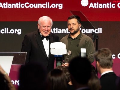 У Нью-Йорку Зеленському вручили премію Atlantic Council Global Citizen Awards