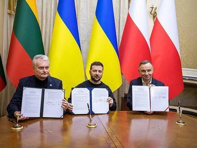 Попри зерновий скандал: Зеленський зустрівся з президентом Польщі Анджеєм Дудою