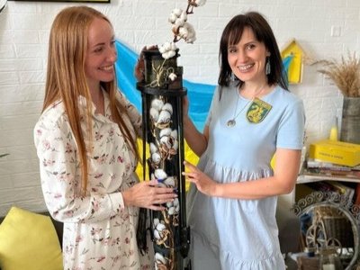 Гільзи стають витвором мистецтва. Як художниця Тетяна Васенда допомагає ЗСУ та переселенцям