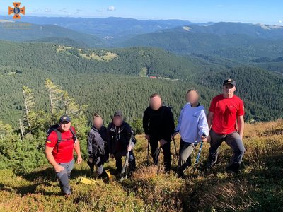 Прикарпатські рятувальники знайшли заблукалих туристів на горі Говерла
