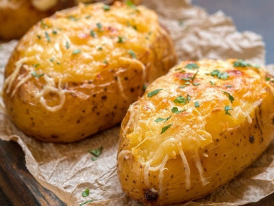 Як приготувати картоплю: 6 смачних страв від Джеймі Олівера