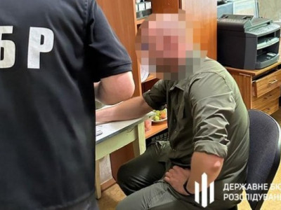 Побив підлеглого до втрати свідомості: завершено розслідування стосовно колишнього військкома