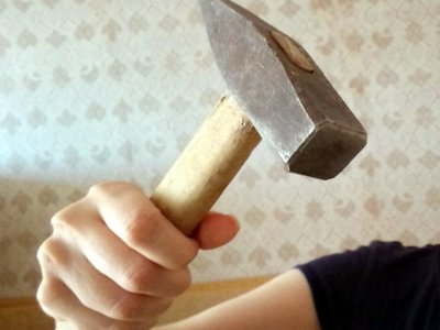 На Львівщині судили жінку, що викрала і била дитину молотком