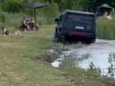 Їздив ледь не по людях: як покарали водія елітного позашляховика, який розсікав пляжем Світязя