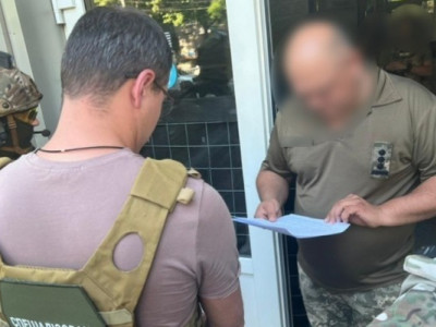 На Дніпропетровщині повідомили про підозру обласному військкому-хабарнику
