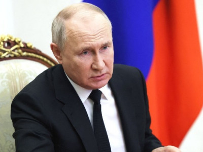 Путін влаштував чиновнику допит, намагаючись видавити з нього слово бандерівці. ВІДЕО