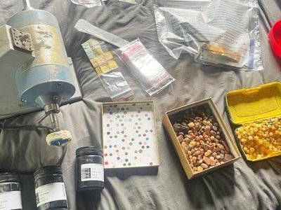 Поліцейські припинили функціонування нарколабораторії та перекрили канал збуту наркотичних речовин