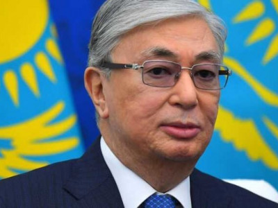 Токаєв: Казахстан не допомагатиме РФ з обходом санкцій