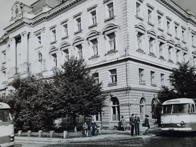 Ретро Франківськ: 78 років тому відкрився медичний інститут (ФОТОАРХІВ)