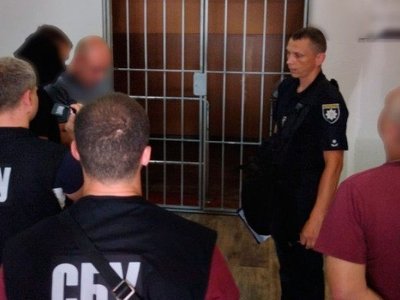 Судитимуть керівника одного з військкоматів за отримання хабаря