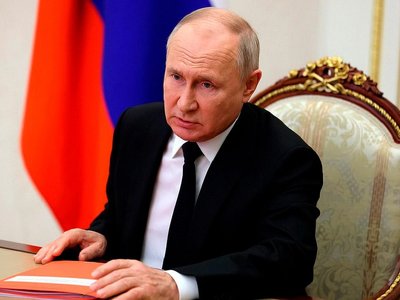 ЗМІ РФ: у листопаді Путін може оголосити про балотування на новий президентський термін