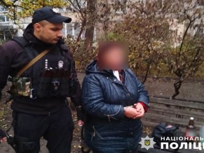 У Києві сімейне застілля закінчилось різаниною – теща поранила зятя ножем