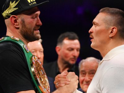 Усик — Ф'юрі: кому букмекери прогнозують перемогу