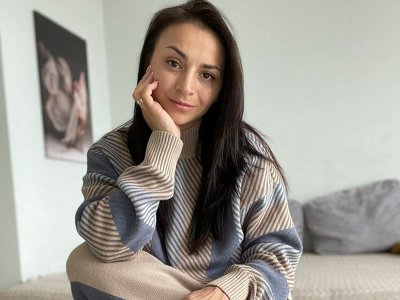 Ілона Гвоздьова назвала суму, яку заплатила за збільшення грудей