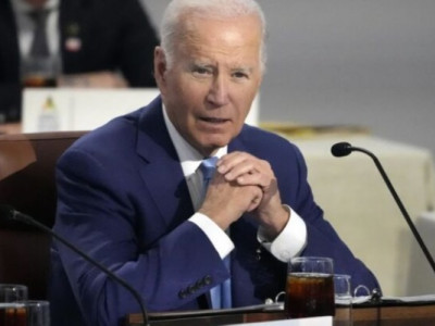 Джо Байден підписав тимчасовий бюджет без допомоги Україні та Ізраїлю