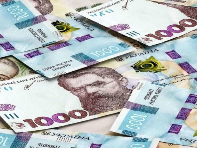 Військові чи пенсіонери? На кому почнуть економити без західної допомоги