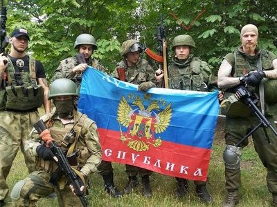 Рашисти відрубали полоненому руку з тату Слава Україні!
