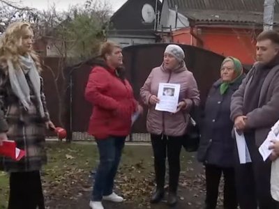 «Ошукала родичів на мільйони гривень»: на Хмельниччині працівницю банку звинувачують у шахрайстві