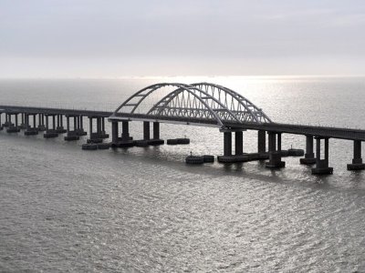 Кримський міст Україні “допомогла” вразити росіянка, яка відпочивала на яхті (відео)