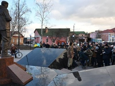 У Ніжині збудували перший в Україні Меморіал Героям-Захисникам