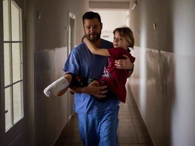 Українці зібрали майже 36 млн грн на обладнання для центру у Львові, де лікують дітей