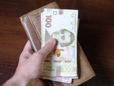 В Україні обмежили ставки за мікрокредитами