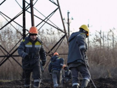 Скільки населених пунктів залишаються знеструмленими в Україні: подробиці від Укренерго