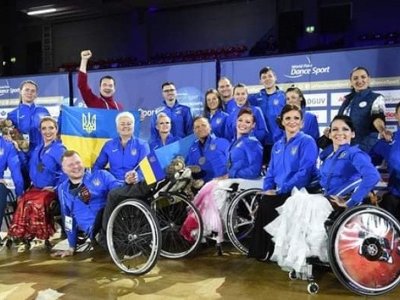 Українська збірна зі спортивних танців на візках увійшла в десятку найсильніших світу