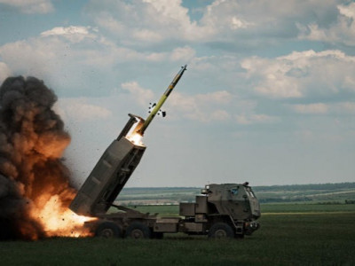 Знищена вщент: ССО показали, як скоригували вогонь HIMARS по ворожій командно-штабній машині.